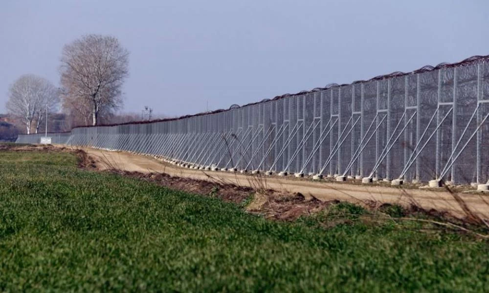 ΕΕ προς τους μετανάστες στην Τουρκία: «Τα σύνορα με την Ελλάδα δεν είναι ανοικτά»